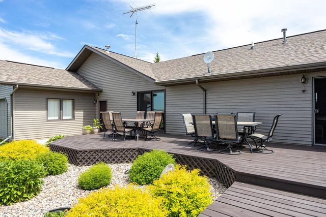 9512 LAURA LANE, Winneconne, WI 54986