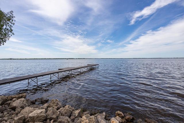 9512 LAURA LANE, Winneconne, WI 54986
