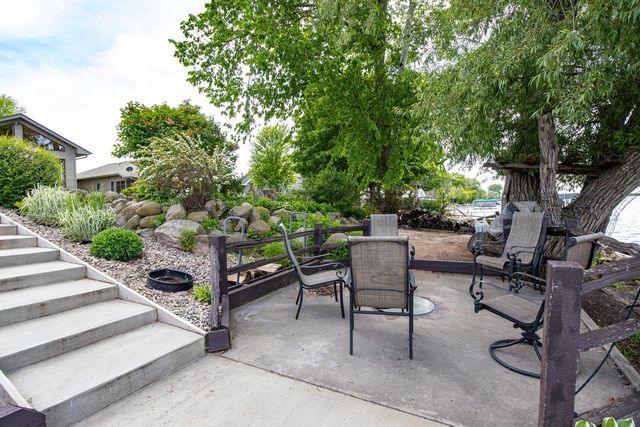 9512 LAURA LANE, Winneconne, WI 54986