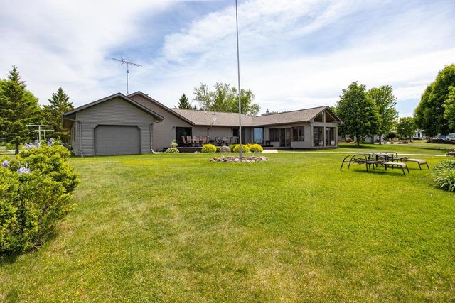 9512 LAURA LANE, Winneconne, WI 54986