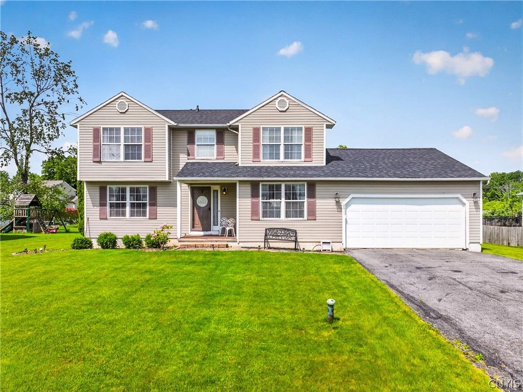 8633 Snowshoe Trail, Cicero, NY 13039