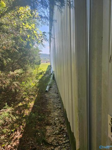 2400 Beck Industrial Blvd, Fort Payne, AL 35968