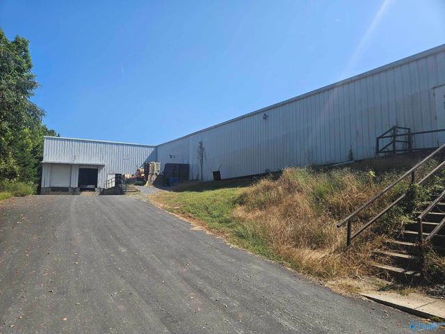 2400 Beck Industrial Blvd, Fort Payne, AL 35968