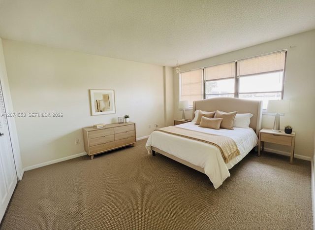 20860 San Simeon Way 205-6, Miami, FL 33179