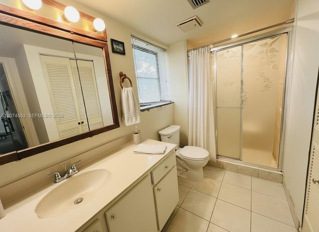 20860 San Simeon Way 205-6, Miami, FL 33179