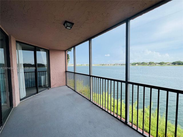 20860 San Simeon Way 205-6, Miami, FL 33179