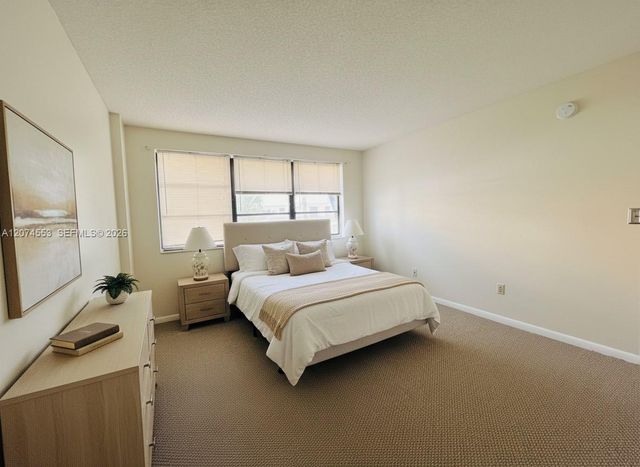 20860 San Simeon Way 205-6, Miami, FL 33179