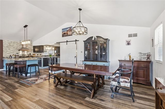 27 Bock Ln, Baden, PA 15005