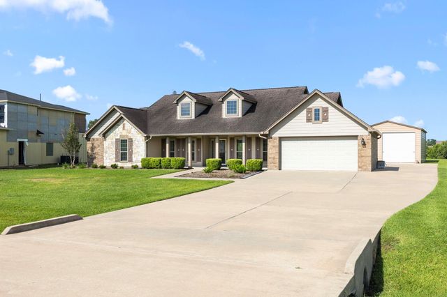 914 Lakeland Circle, Rosharon, TX 77583