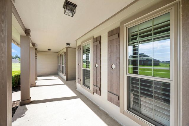 914 Lakeland Circle, Rosharon, TX 77583