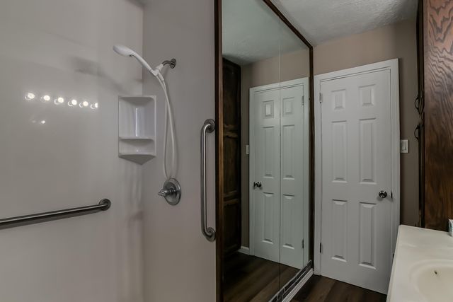 657 Grace Street NE, Albuquerque, NM 87123