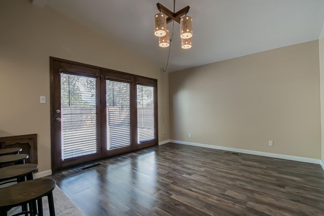 657 Grace Street NE, Albuquerque, NM 87123