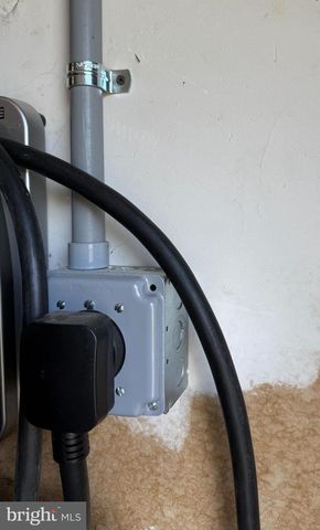 53 CLIVEDEN CT, Trenton, NJ 08648