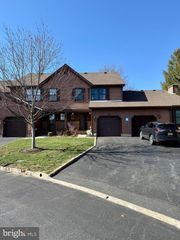 53 CLIVEDEN CT, Trenton, NJ 08648