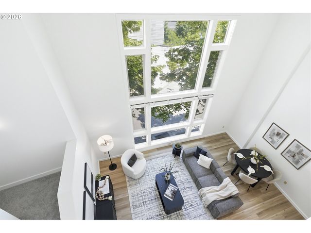 12600 Sw CRESCENT St 216, Beaverton, OR 97005