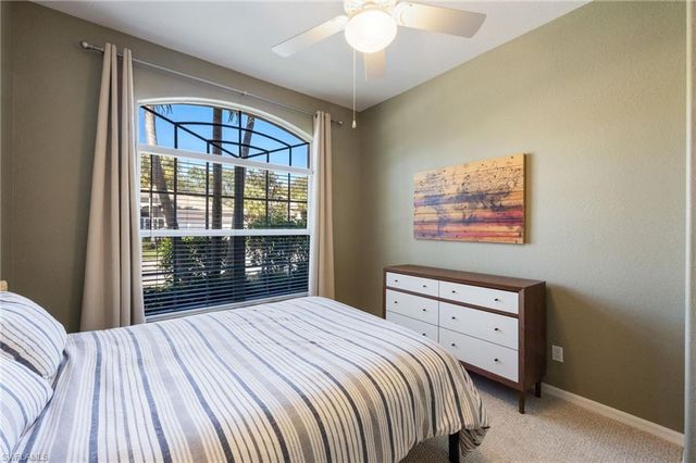 204 Glen Eagle CIR, Naples, FL 34104