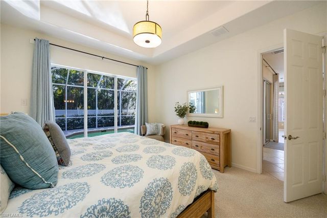 204 Glen Eagle CIR, Naples, FL 34104