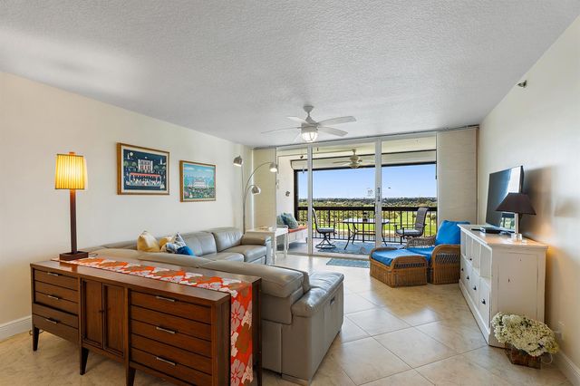 356 Golfview Road 903, North Palm Beach, FL 33408