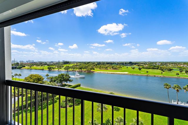 356 Golfview Road 903, North Palm Beach, FL 33408