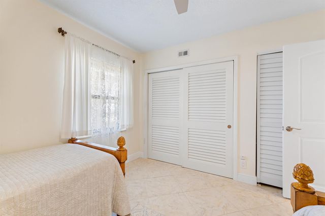 356 Golfview Road 903, North Palm Beach, FL 33408
