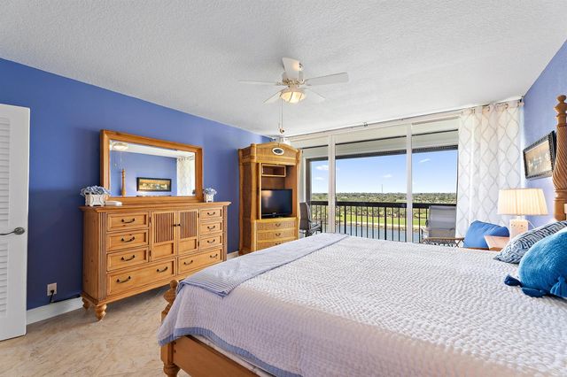 356 Golfview Road 903, North Palm Beach, FL 33408