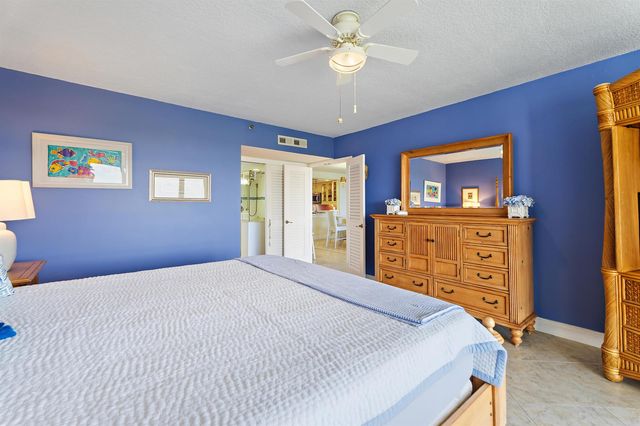 356 Golfview Road 903, North Palm Beach, FL 33408