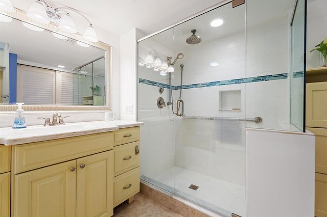 356 Golfview Road 903, North Palm Beach, FL 33408