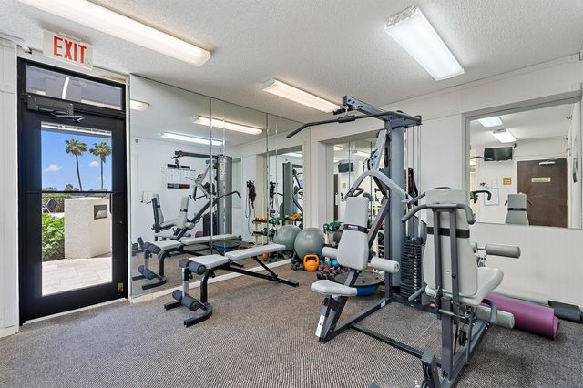 356 Golfview Road 903, North Palm Beach, FL 33408