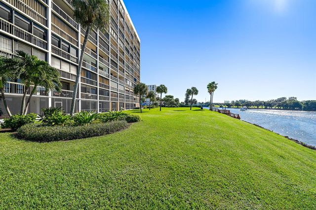 356 Golfview Road 903, North Palm Beach, FL 33408