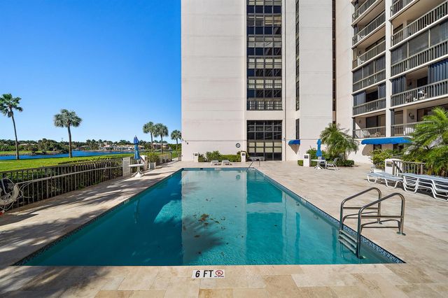 356 Golfview Road 903, North Palm Beach, FL 33408