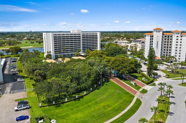 356 Golfview Road 903, North Palm Beach, FL 33408