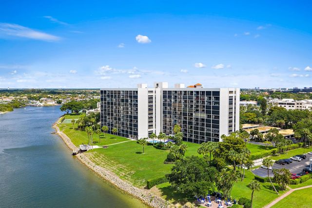 356 Golfview Road 903, North Palm Beach, FL 33408