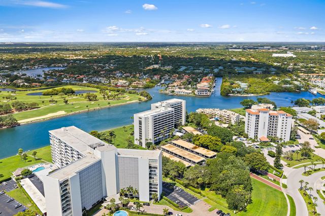 356 Golfview Road 903, North Palm Beach, FL 33408