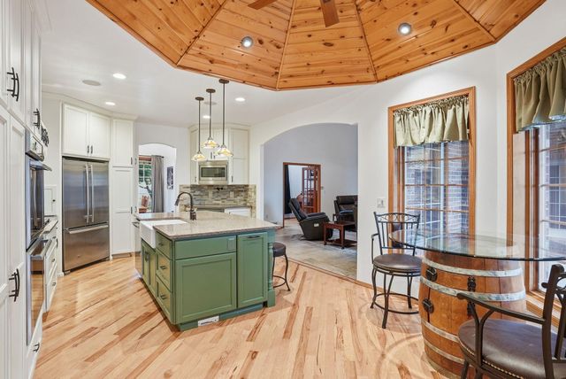 507 E Ziegler Ln, Colbert, WA 99005