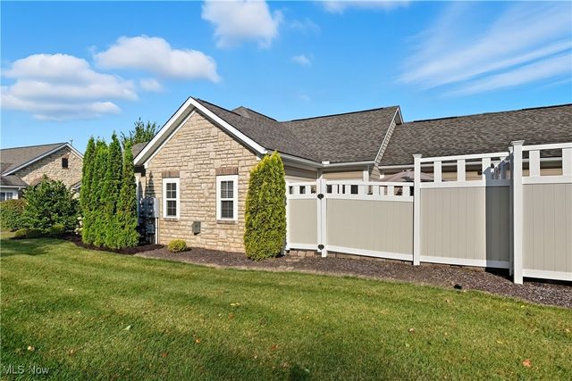 1314 Bridgewater Way N, Mansfield, OH 44906