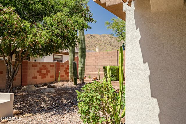 42328 N CROSSWATER Way, Anthem, AZ 85086