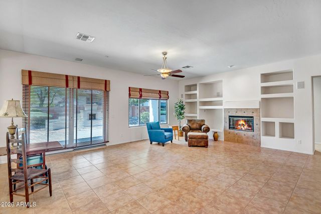 42328 N CROSSWATER Way, Anthem, AZ 85086