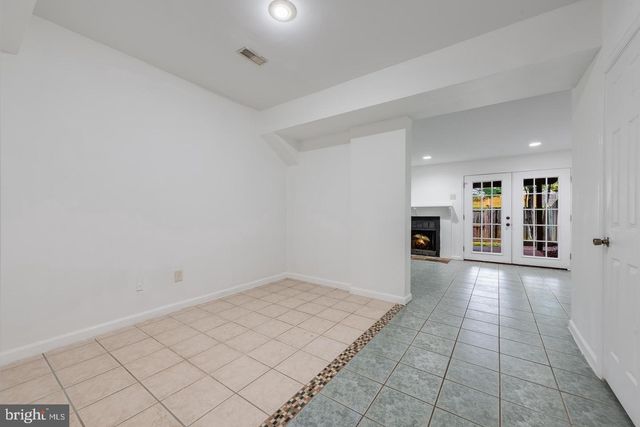 13240 GRAND JUNCTION DR, Fairfax, VA 22033