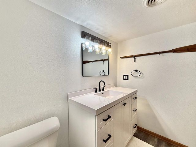 2656 N Wuthering Hills Drive, Janesville, WI 53546