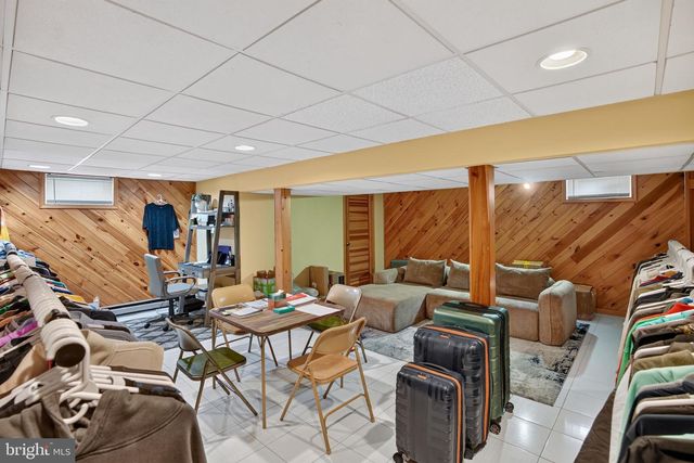 3 BERWICK LN, Sicklerville, NJ 08081
