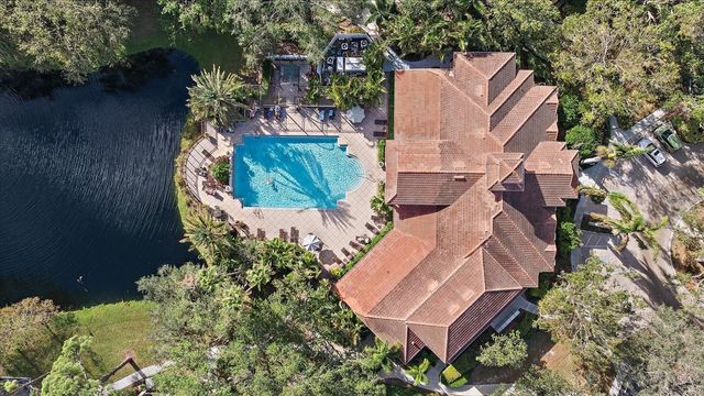 4122 CENTRAL SARASOTA PARKWAY 1914, Sarasota, FL 34238