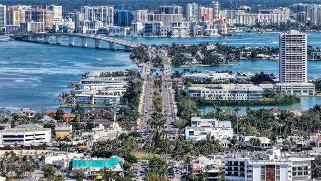 4122 CENTRAL SARASOTA PARKWAY 1914, Sarasota, FL 34238