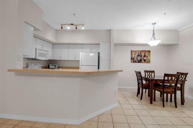 4122 CENTRAL SARASOTA PARKWAY 1914, Sarasota, FL 34238