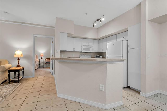 4122 CENTRAL SARASOTA PARKWAY 1914, Sarasota, FL 34238