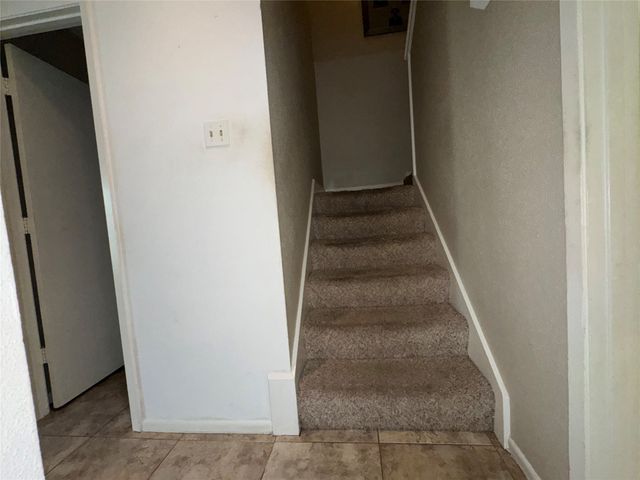9106 Emberglow Lane, Dallas, TX 75243