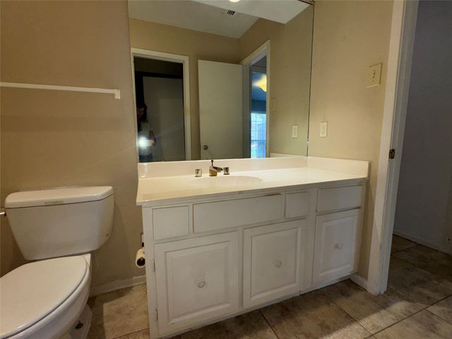 9106 Emberglow Lane, Dallas, TX 75243