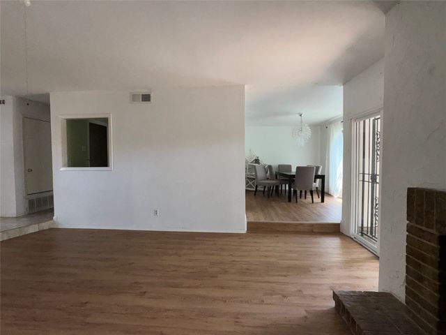 9106 Emberglow Lane, Dallas, TX 75243