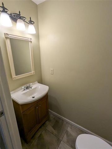 8839 Long Beach Circle, Sandy Springs, GA 30350