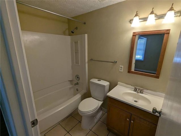 8839 Long Beach Circle, Sandy Springs, GA 30350
