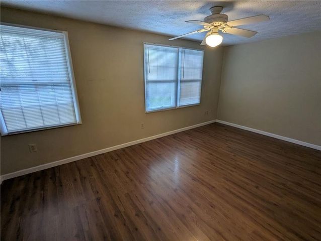 8839 Long Beach Circle, Sandy Springs, GA 30350